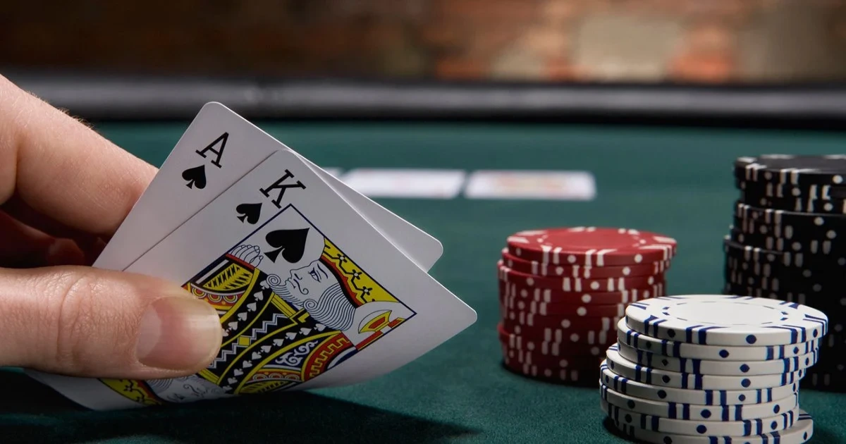 Poker Face là gì? Tìm hiểu đặc trưng nổi bật của Poker Face