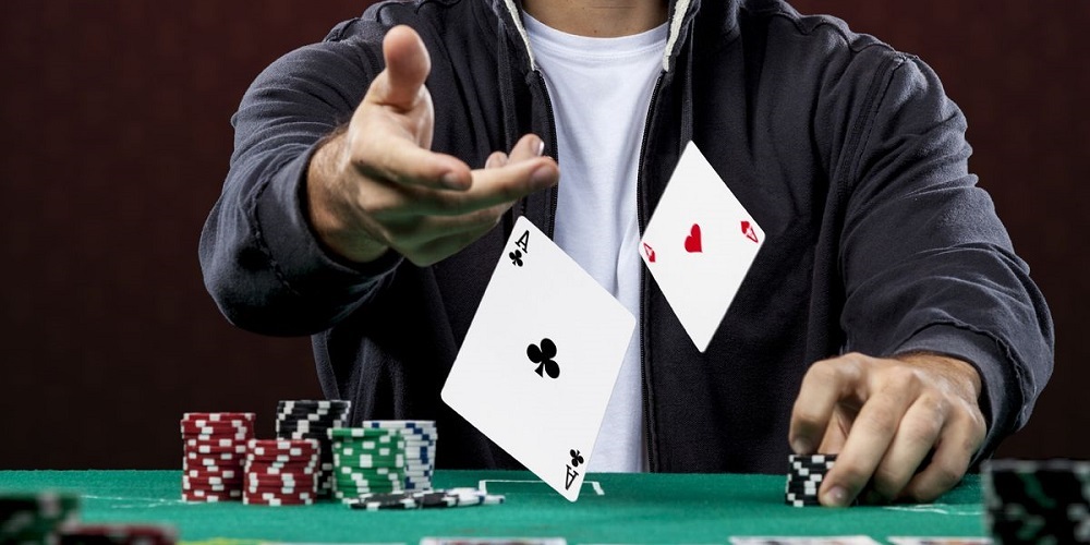 Donk Bet Poker là gì? Khi nào bạn nên sử dụng Donk Bet Poker?